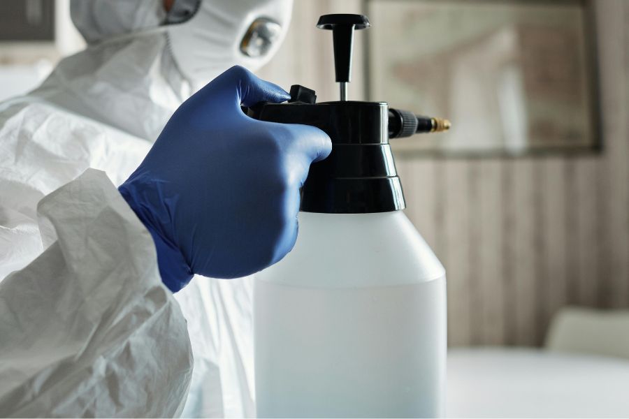 Spray bottle for hazardous material